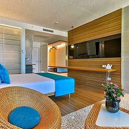 Hotel Carine Kumbor Superior Podgorica
