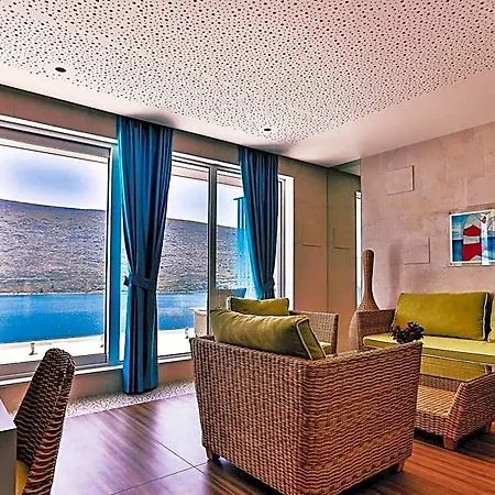 Hotel Carine Kumbor Superior